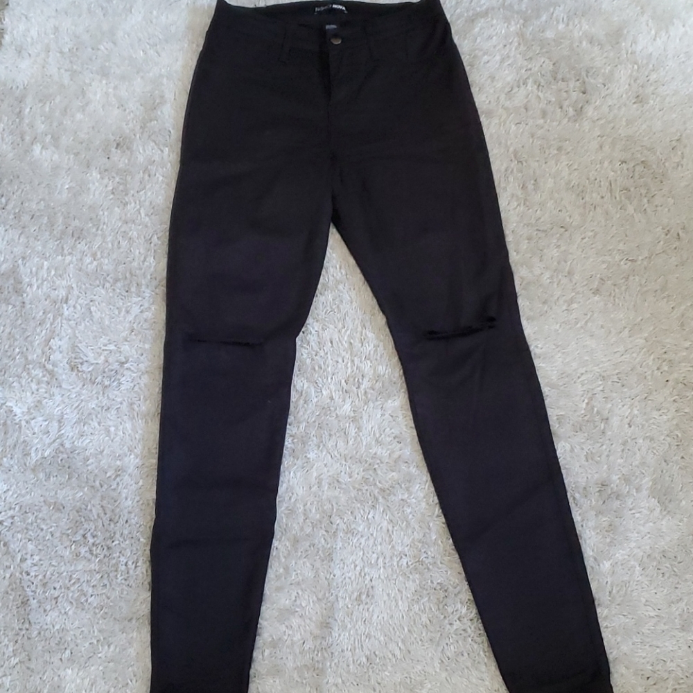 Canopy Jeans - Picture 5 of 6